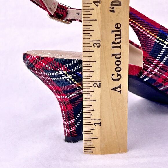 Isaac Mizrahi New York Tartan Red Plaid Slingback Kitten Heels Womens 8 Holiday - Picture 13 of 14